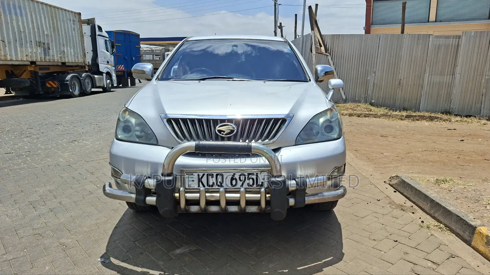 Toyota Harrier 2011 Silver