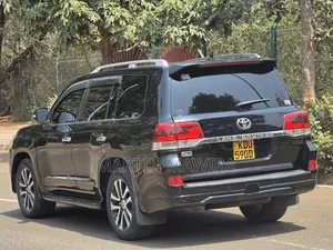 Toyota Land Cruiser Prado 2011 Black