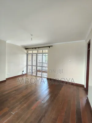 5bdrm Townhouse / Terrace in Spring Valley for rent