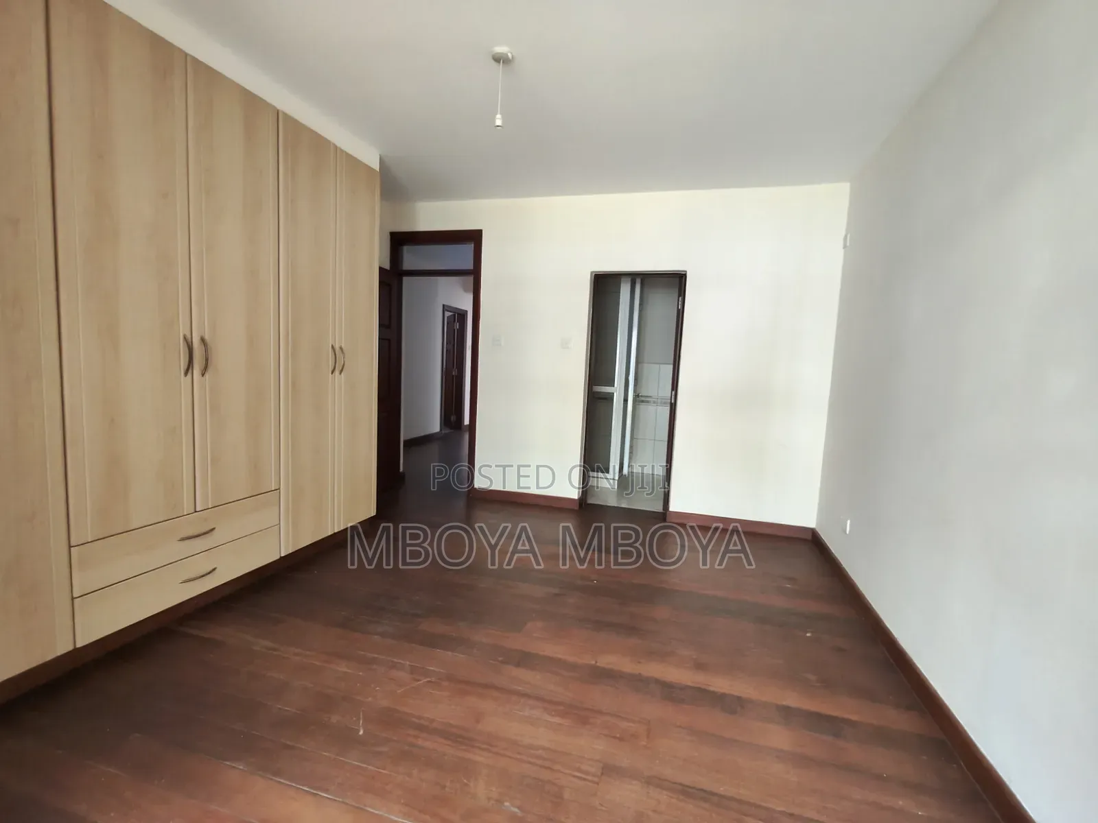 5bdrm Townhouse / Terrace in Spring Valley for rent
