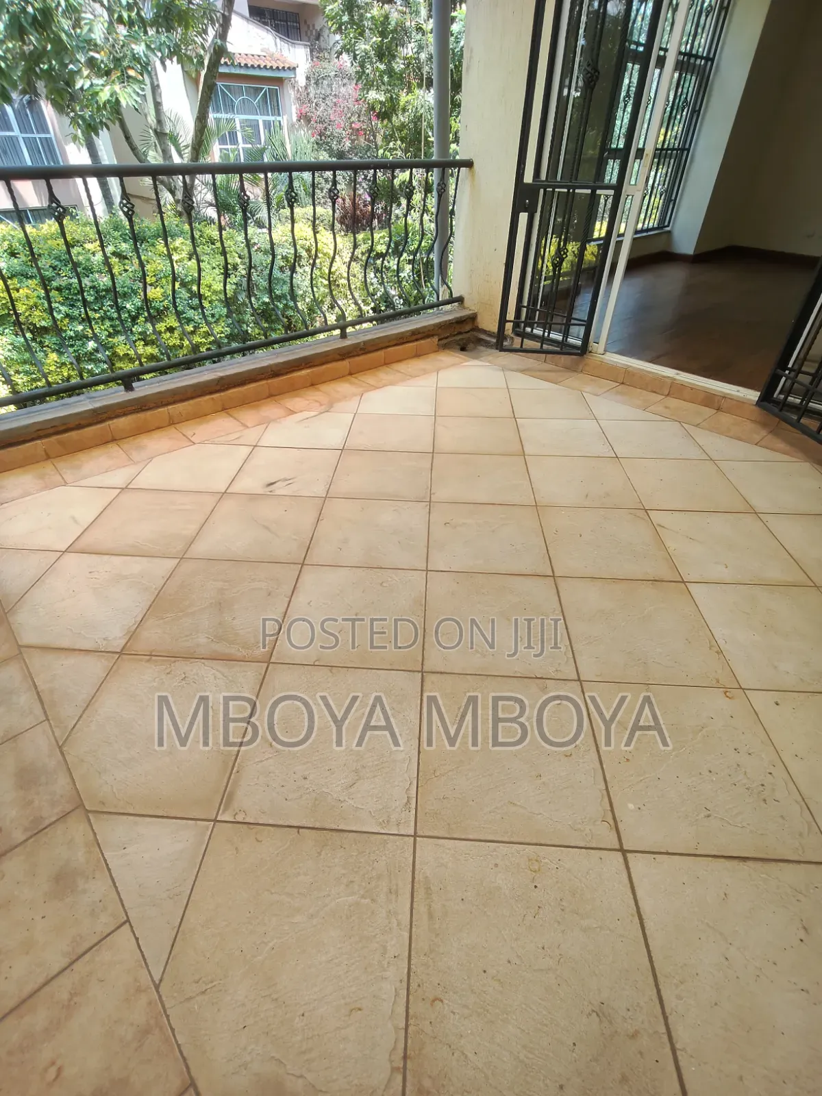 5bdrm Townhouse / Terrace in Spring Valley for rent