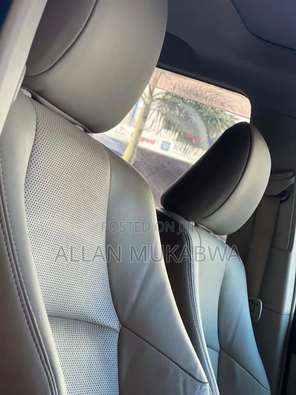 Toyota Land Cruiser Prado 2019 White