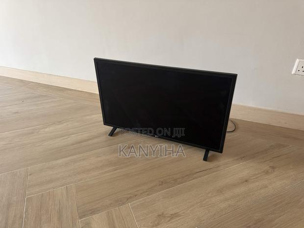 LG WebOS 32" Smart TV - thumbnail 2