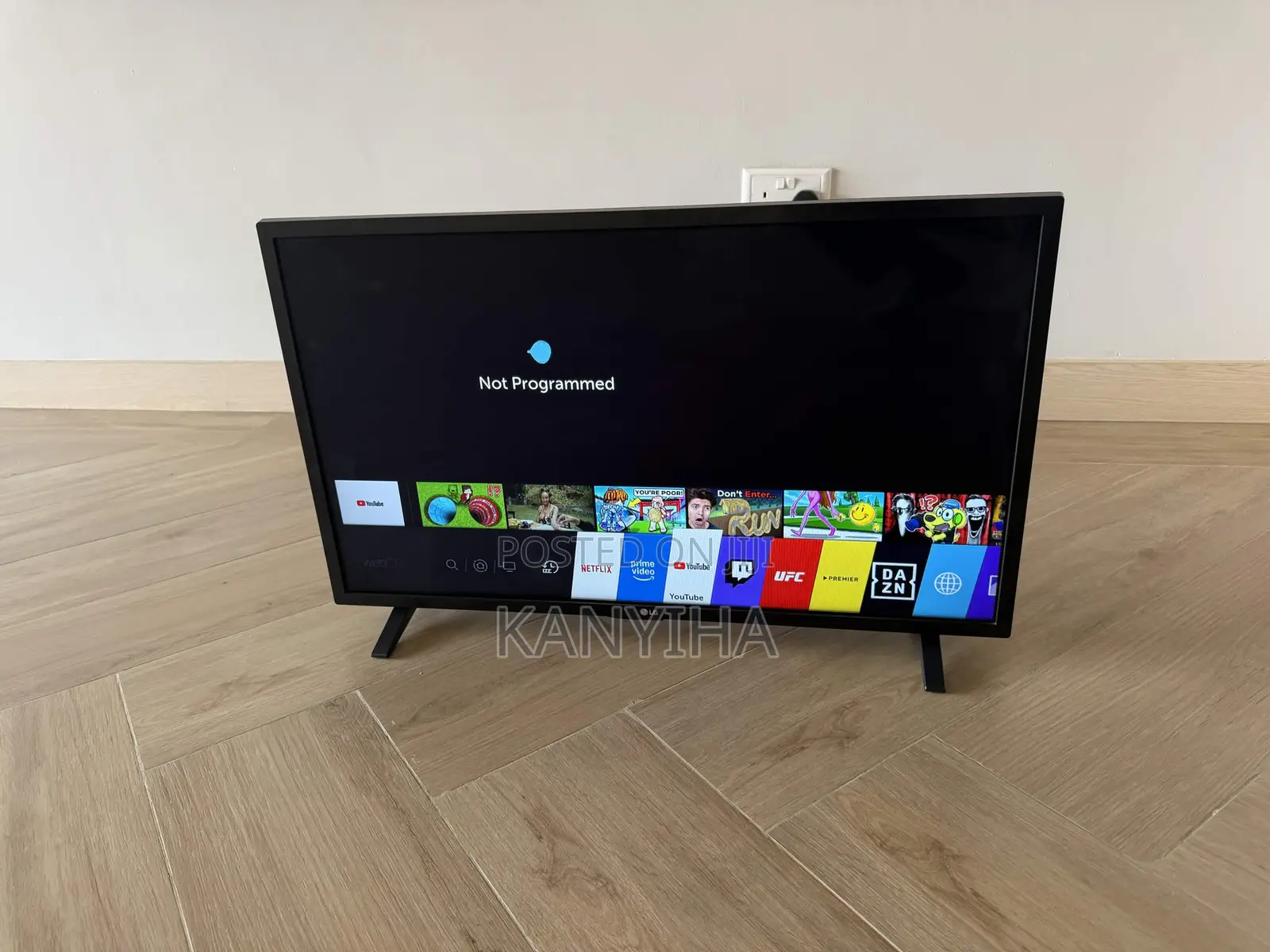 LG WebOS 32" Smart TV