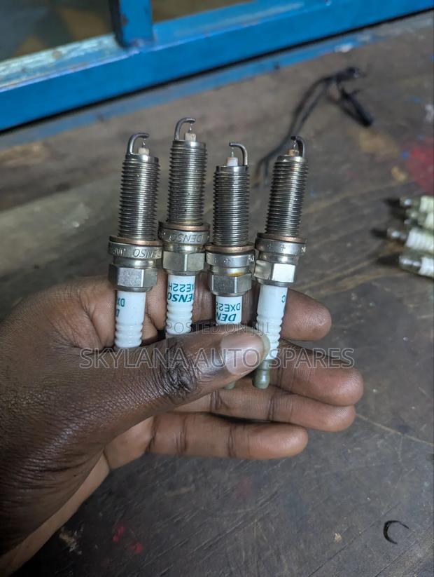 Rav 4 Spark Plugs - thumbnail 2