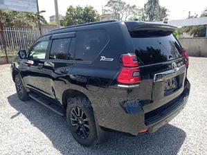Toyota Land Cruiser Prado 2021 Black