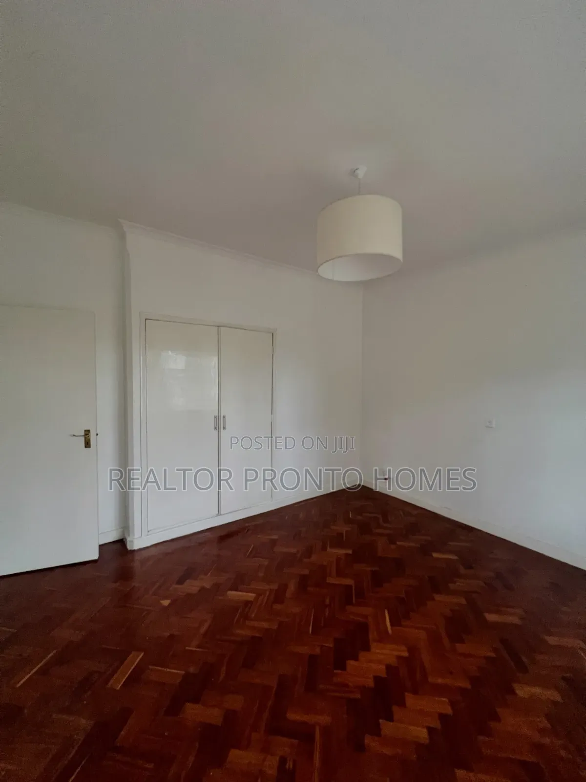 3bdrm Bungalow in Lavington, Muthangari for rent