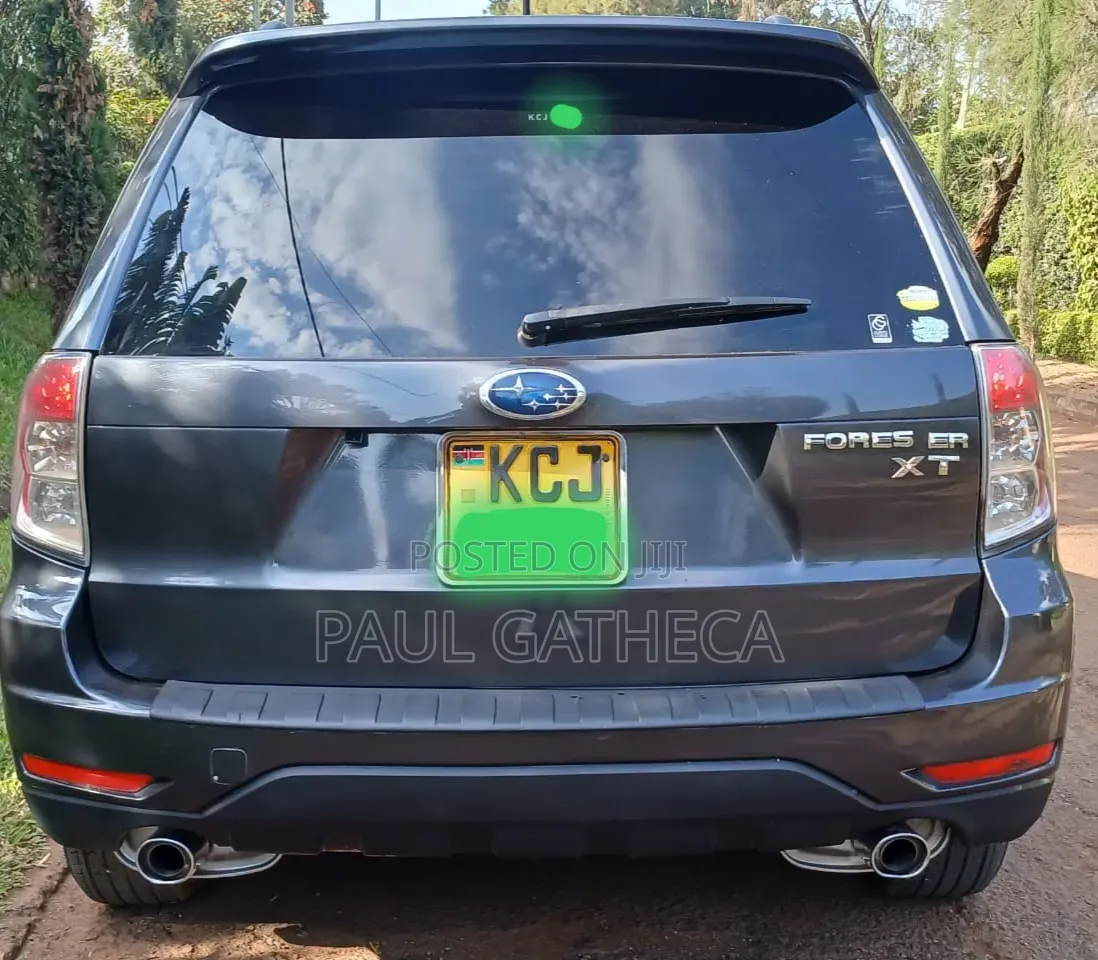 Subaru Forester 2010 Black