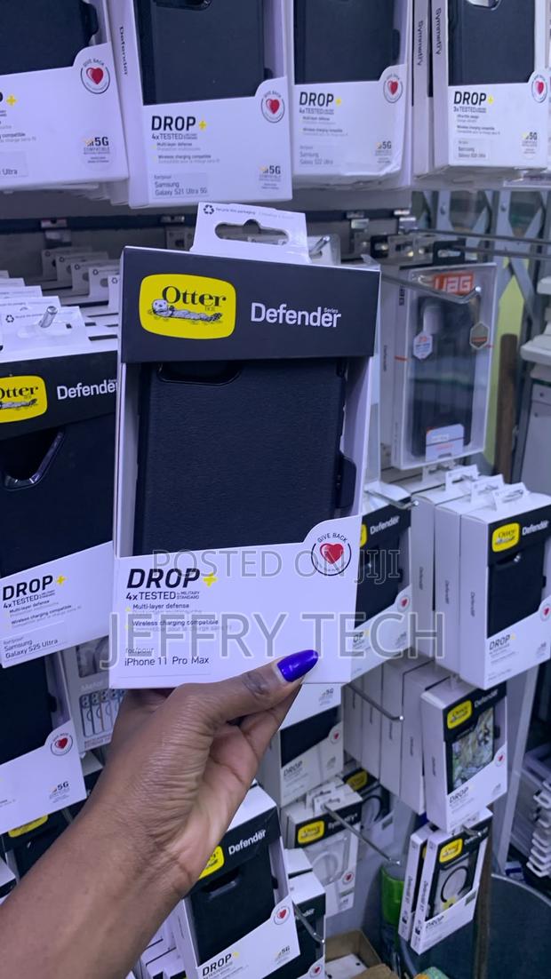 OtterBox Defender Series Rugged Case for the Apple iPhone 11 Pro Max