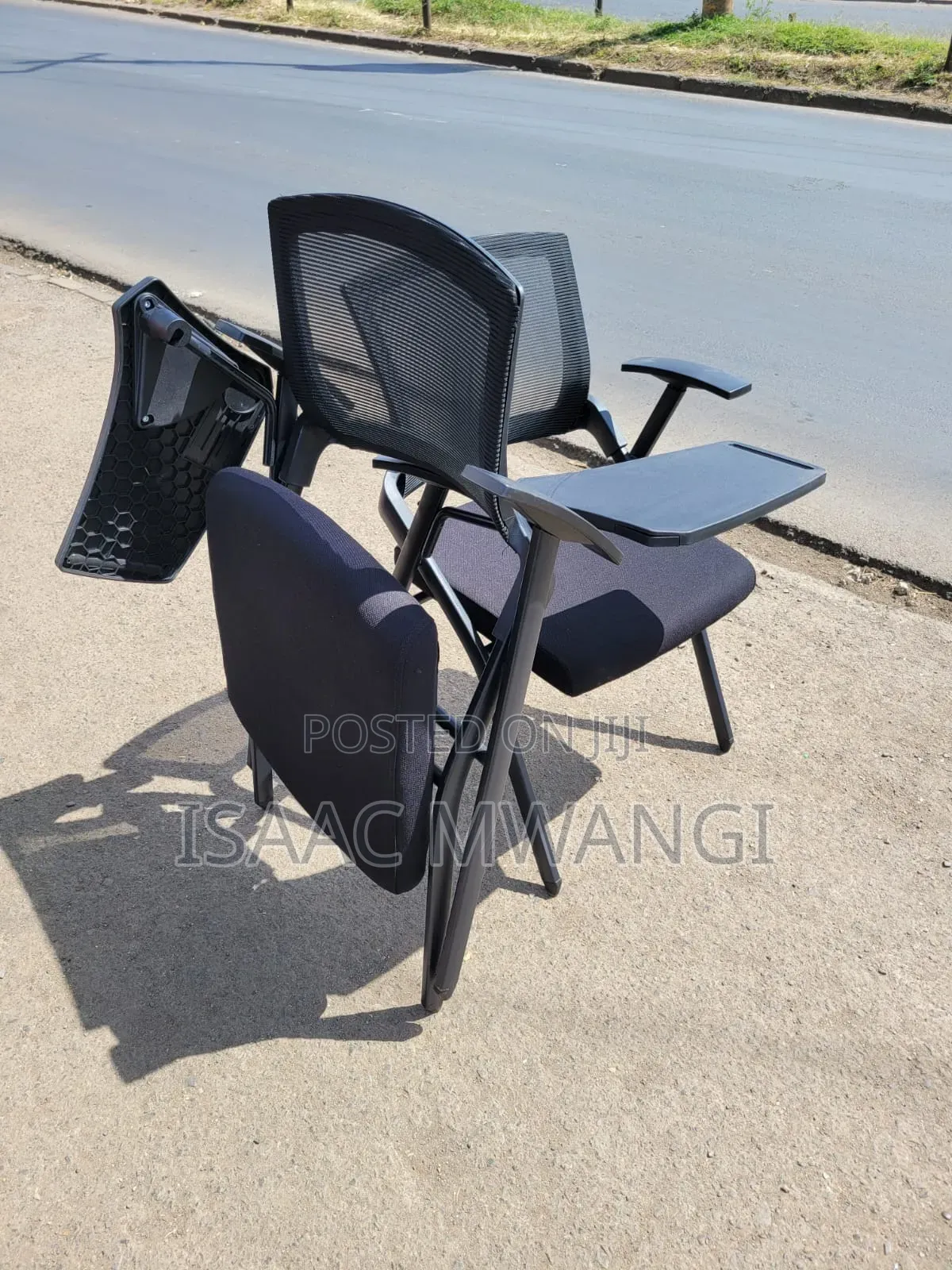 Mordern Folding Chair With Writing Tablet