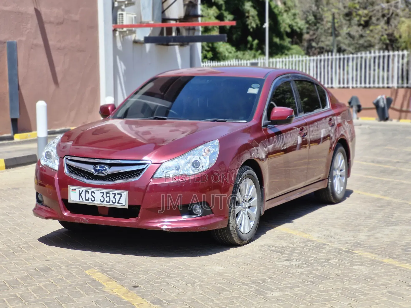 Subaru Legacy 2.5i Premium 2011 Maroon