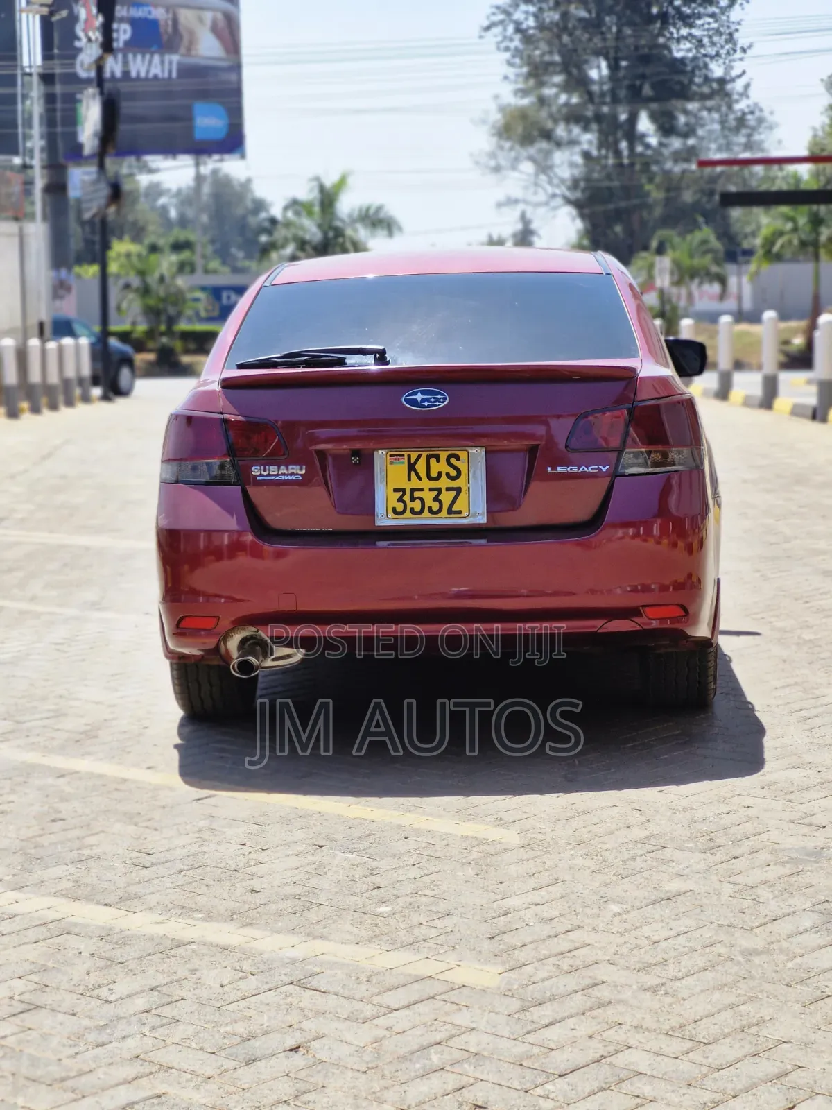 Subaru Legacy 2.5i Premium 2011 Maroon