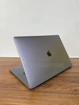 Laptop Apple MacBook Pro 64GB Intel Core i9 SSD 1T