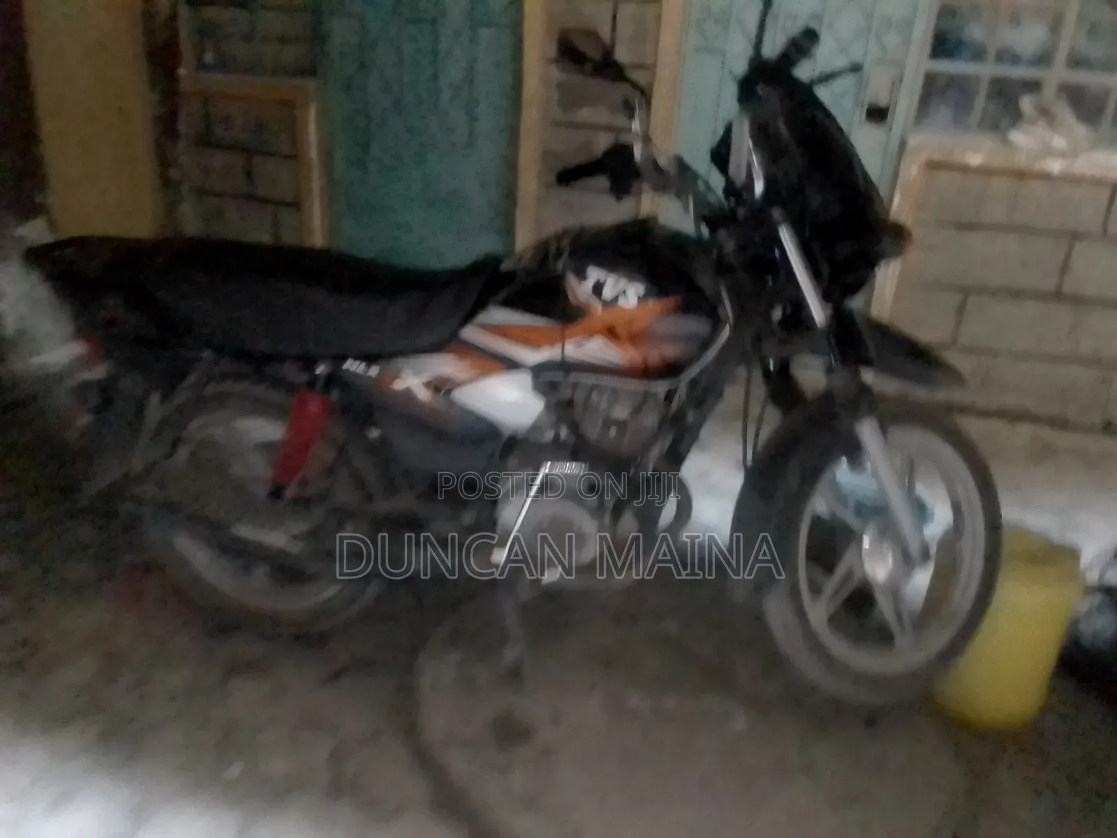 TVS HLX Plus ES 2021 Black