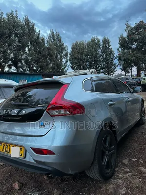 Volvo XC40 2017 Silver