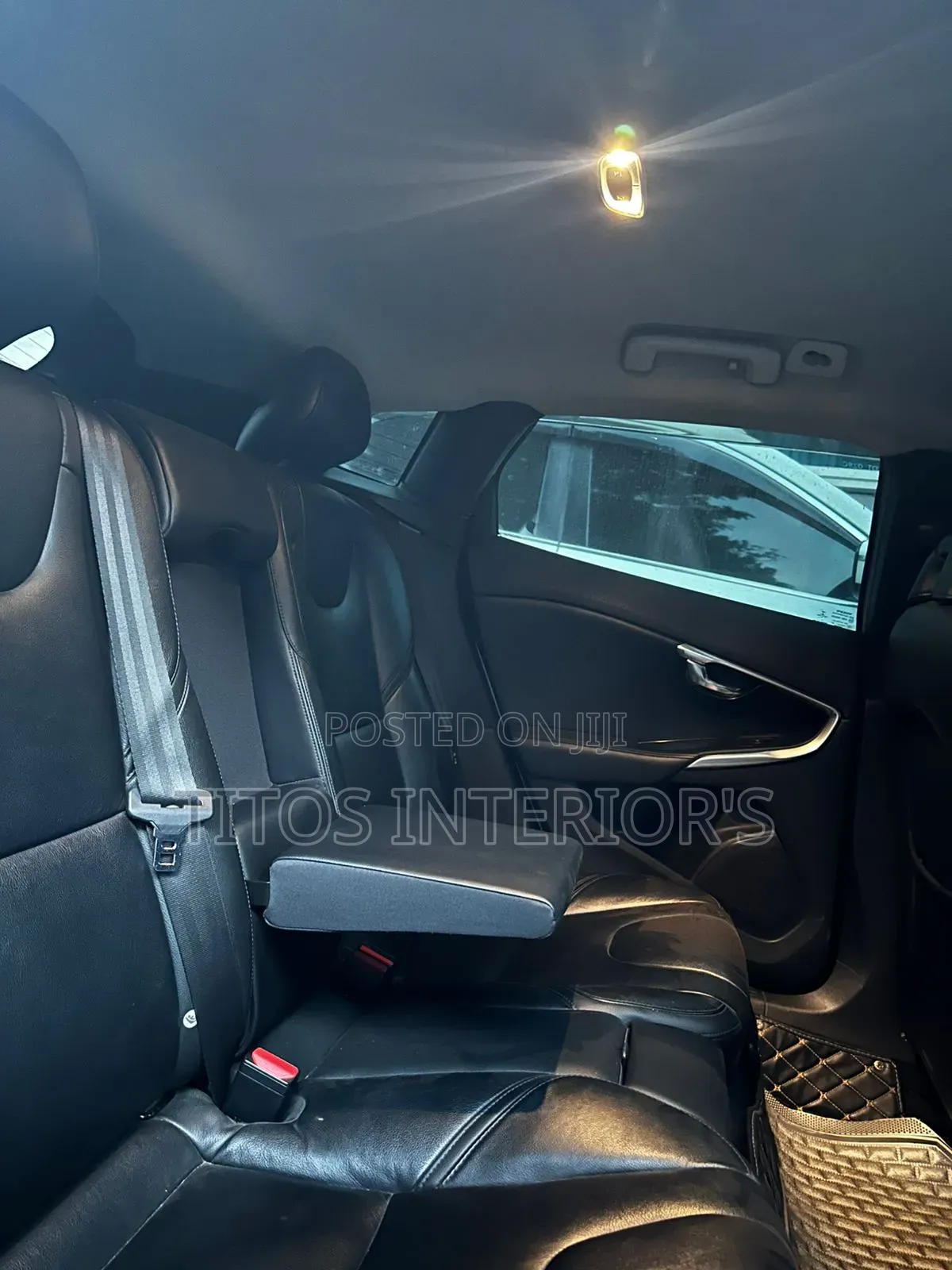 Volvo XC40 2017 Silver