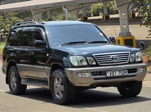 Toyota Land Cruiser 2005 Black