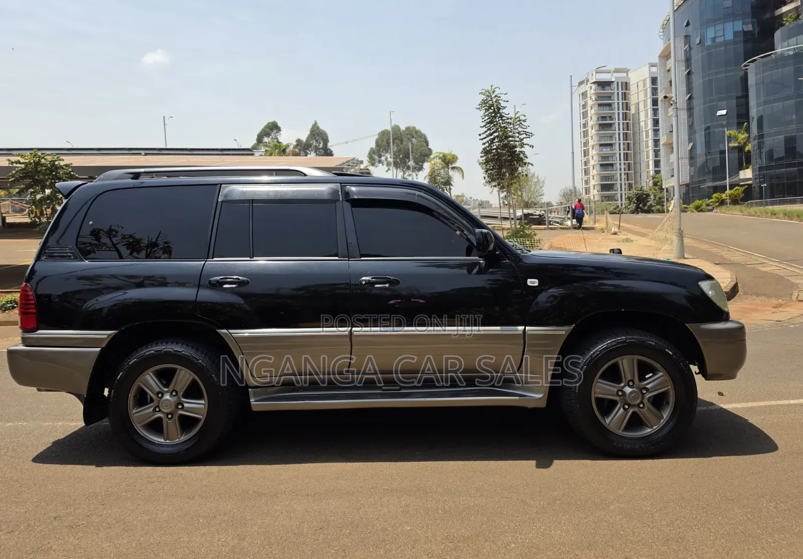 Toyota Land Cruiser 2005 Black
