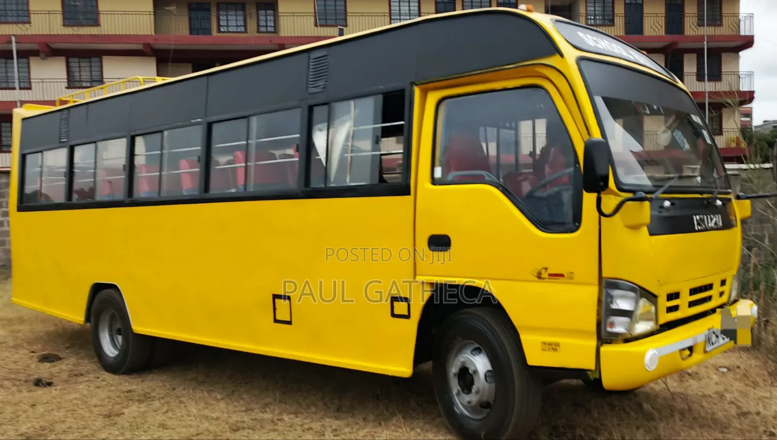Isuzu NQR 2013 Yellow