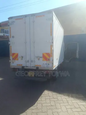 Used Isuzu Elf 2017 White
