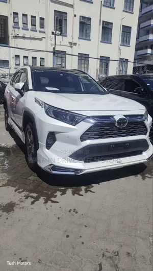 Toyota RAV4 2019 Pearl