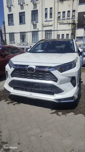 Toyota RAV4 2019 Pearl