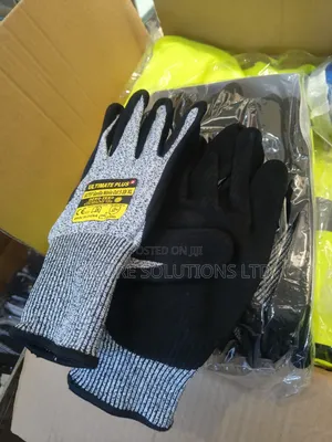 Ultimate Cut Resistant Gloves
