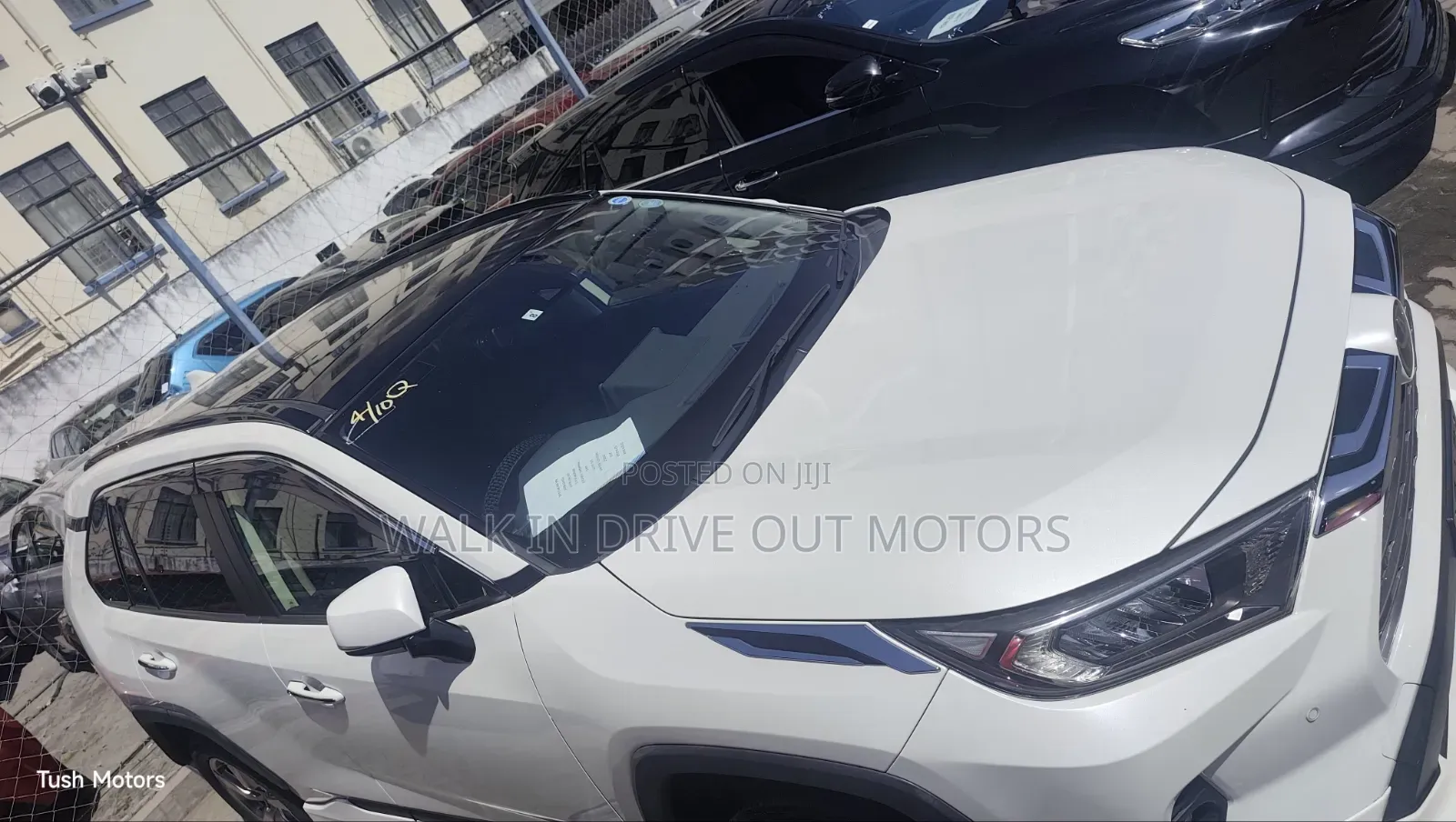 Toyota RAV4 2019 Pearl