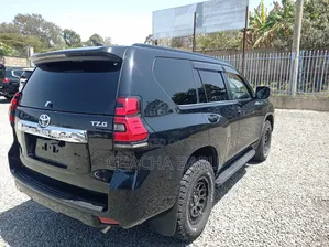 Toyota Land Cruiser Prado 2019 Black