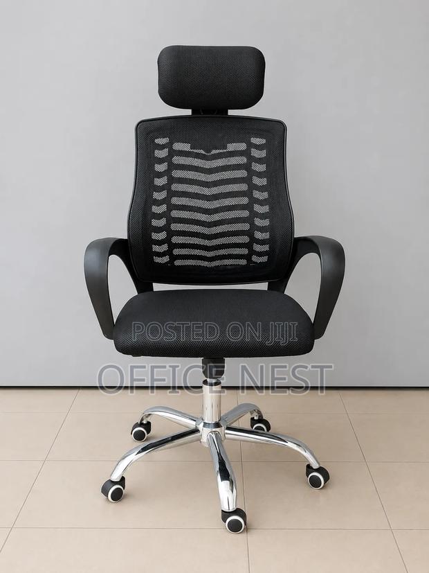 Ergonomic Mesh Office Chair With Headrest
