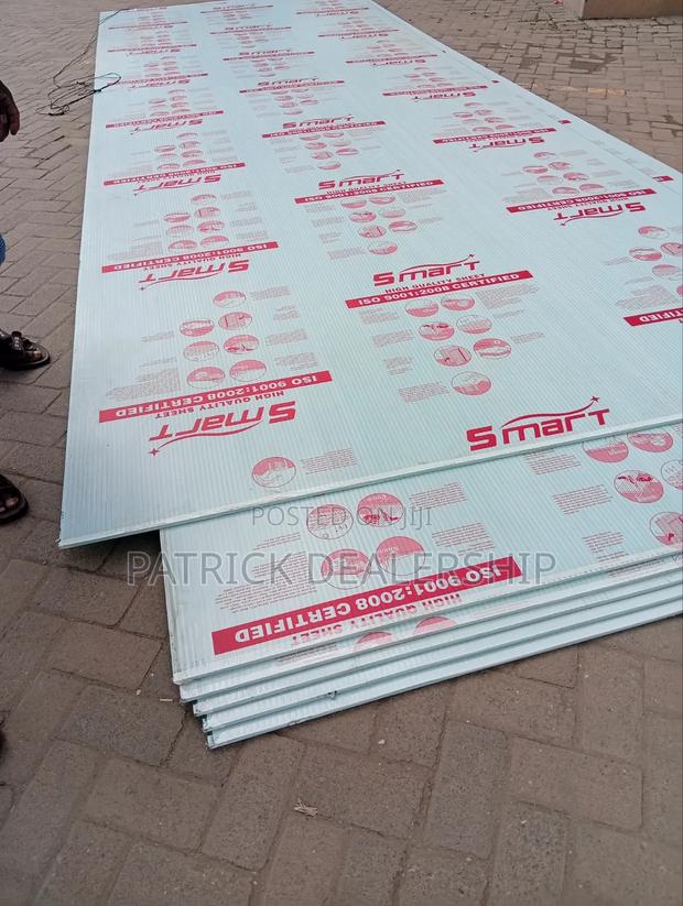10mm Hollow Polycarbonate Sheets - thumbnail 2