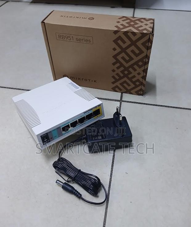 MikroTik RB951Ui-2HnD WiFi Router – Perfect for Home & Office
