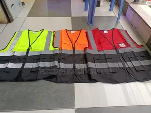 Pockets Reflector With Zipper