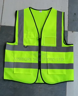 Pockets Reflector With Zipper