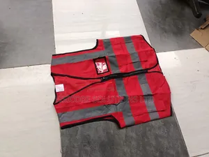 Pockets Reflector With Zipper