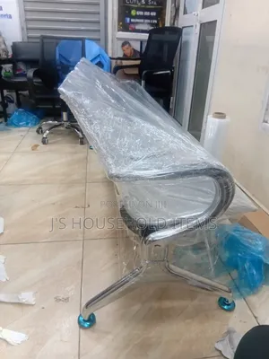 3-Link Non-Padded Waiting Bench