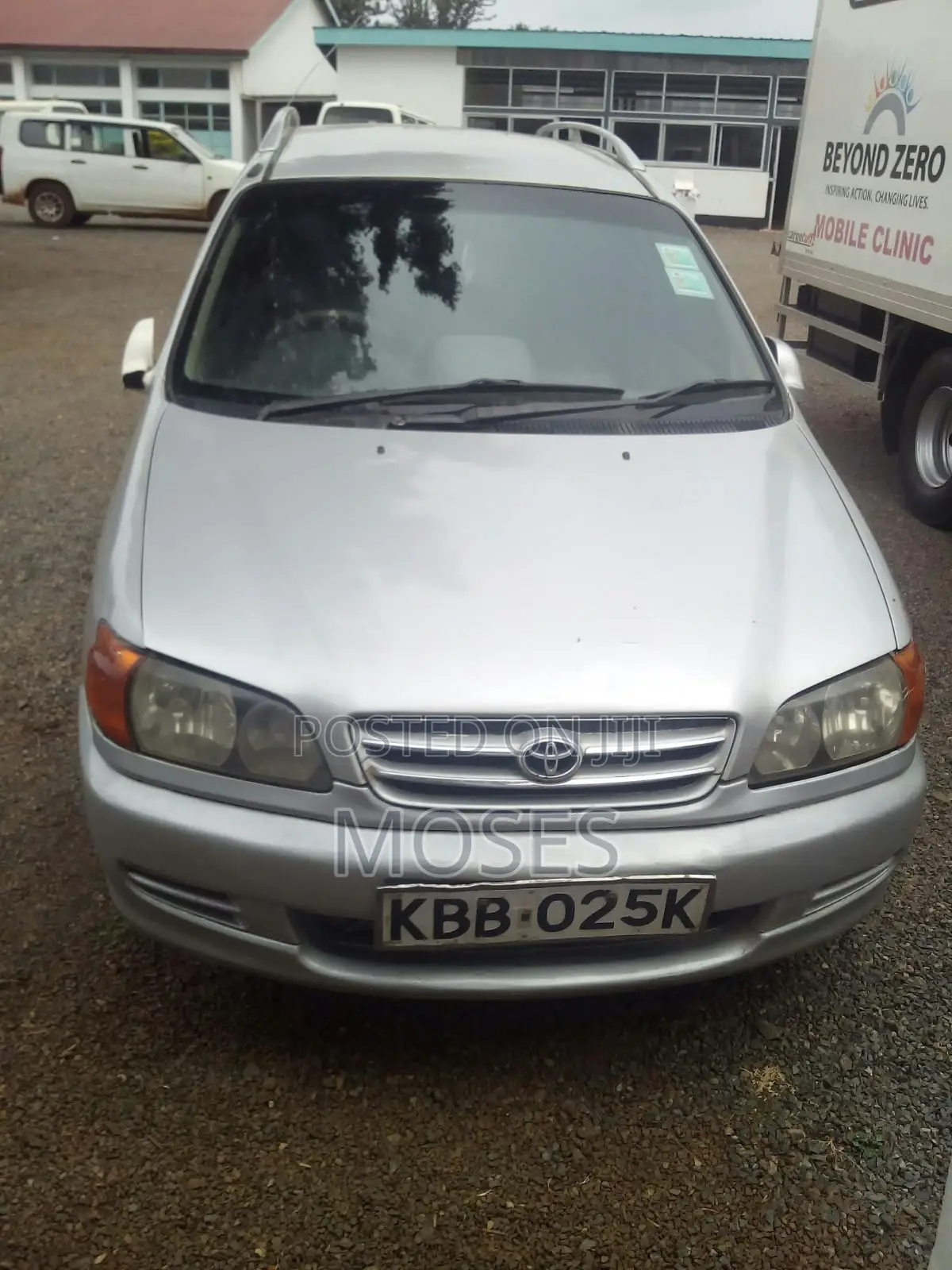 Toyota Ipsum 2001 Gray