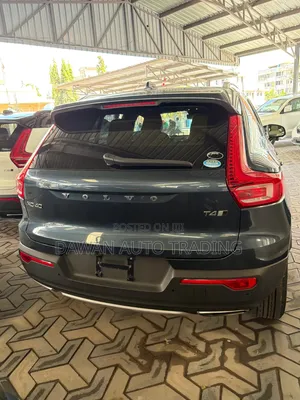 Volvo XC40 2019 Blue