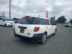 Nissan Advan 2010 White
