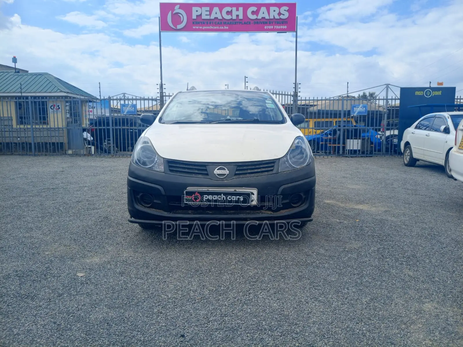 Nissan Advan 2010 White