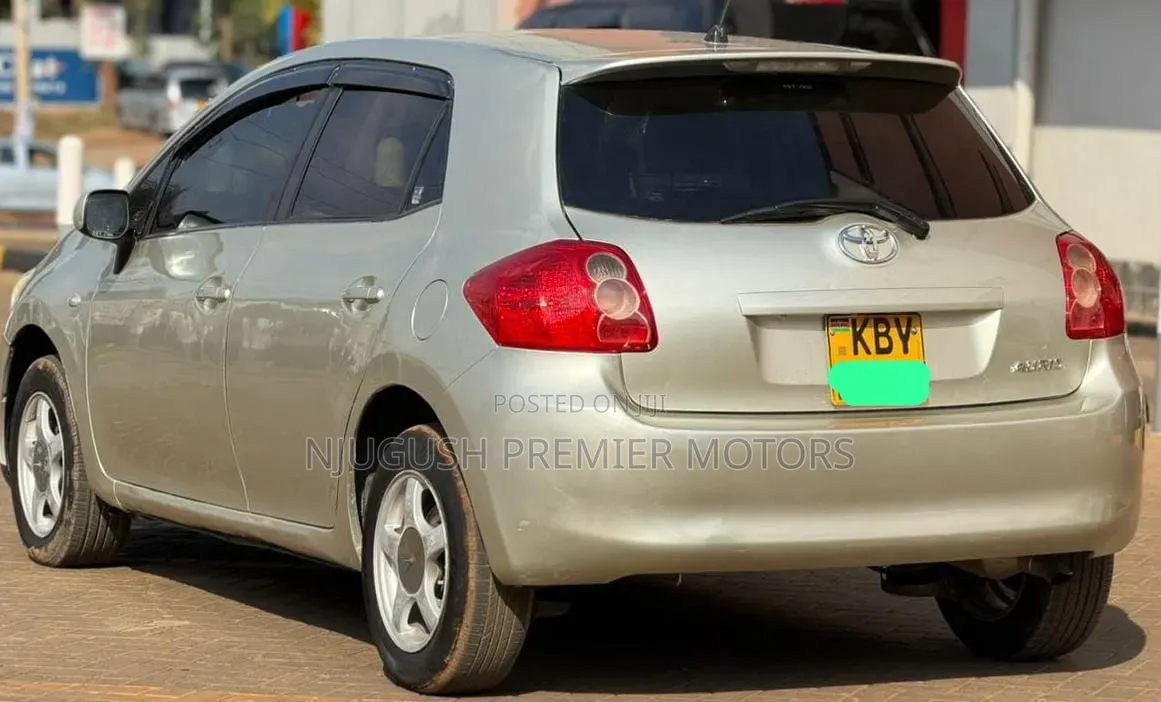 Toyota Auris 2006 Silver