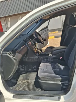 Toyota Crown 2007 Pearl