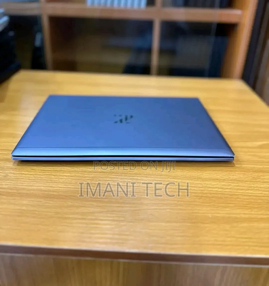 Laptop HP ZBook Firefly 14 G7 16GB Intel Core i7 SSD 512GB