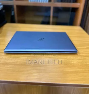 Laptop HP ZBook Firefly 14 G7 16GB Intel Core i7 SSD 512GB