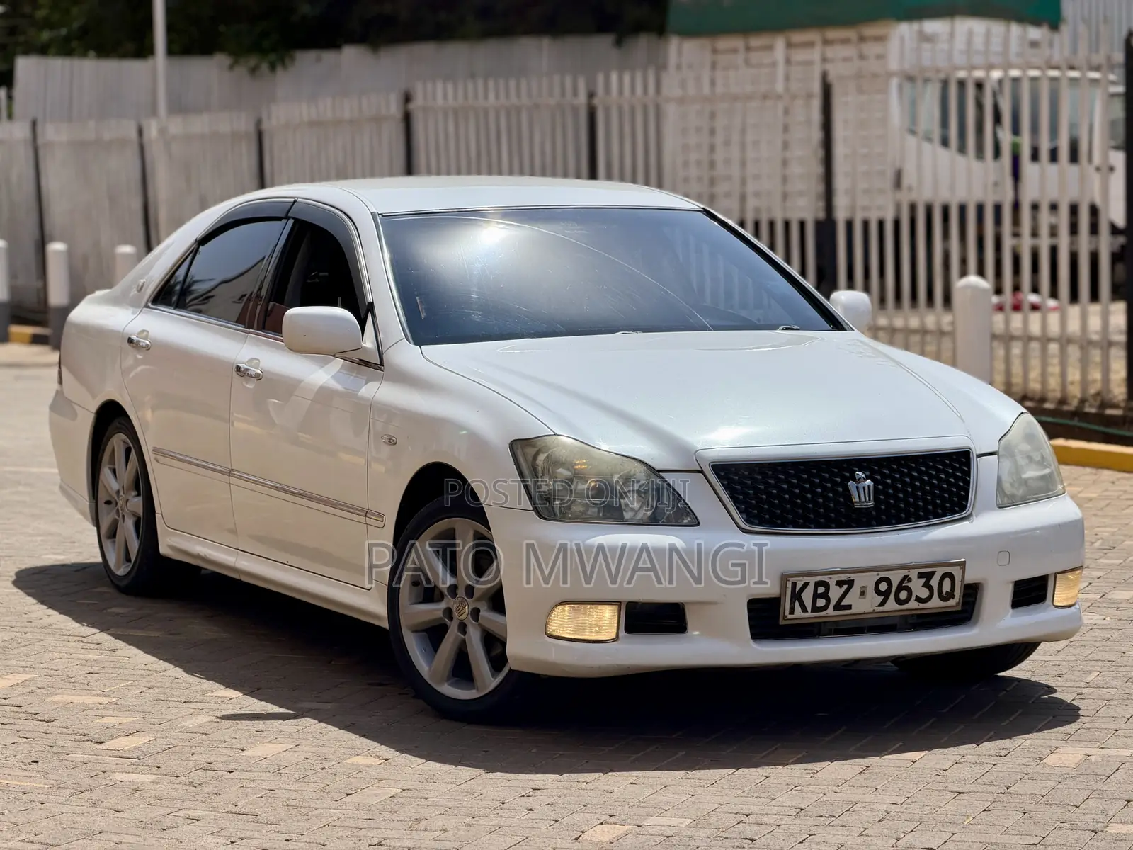 Toyota Crown 2007 Pearl