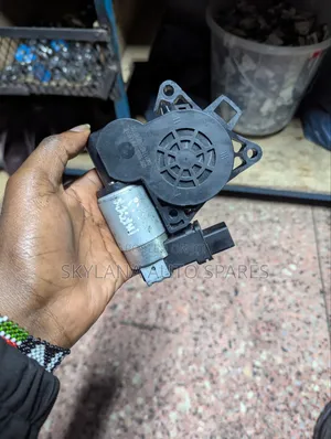 Mazda Demio Window Motor