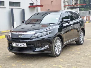Toyota Harrier 2.0 4WD 2016 Black