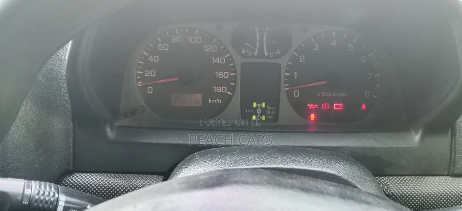 Mitsubishi Pajero 2002 White