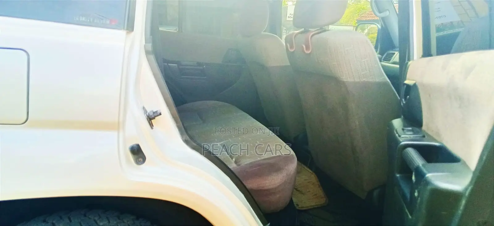 Mitsubishi Pajero 2002 White