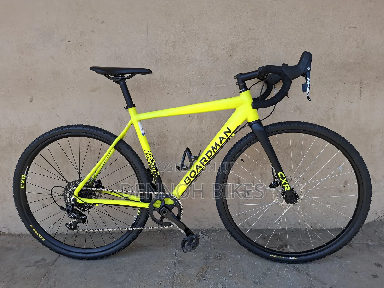 Boardman CXR 8.9 Gravel Bike